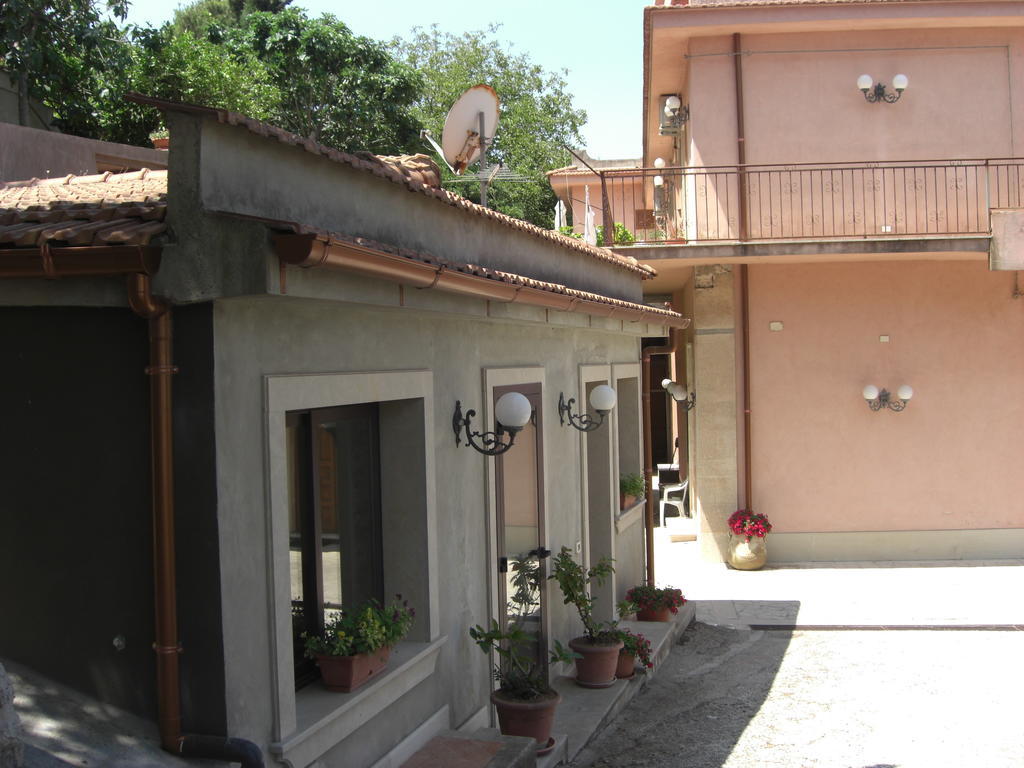 Albergo Villa Nobile كيارامونتي غولفي المظهر الخارجي الصورة