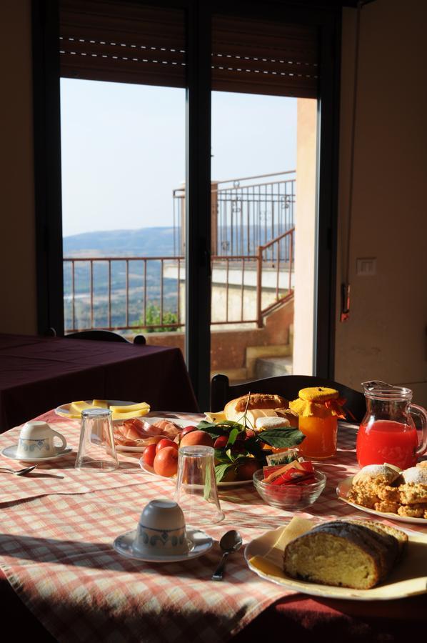 Albergo Villa Nobile كيارامونتي غولفي المظهر الخارجي الصورة